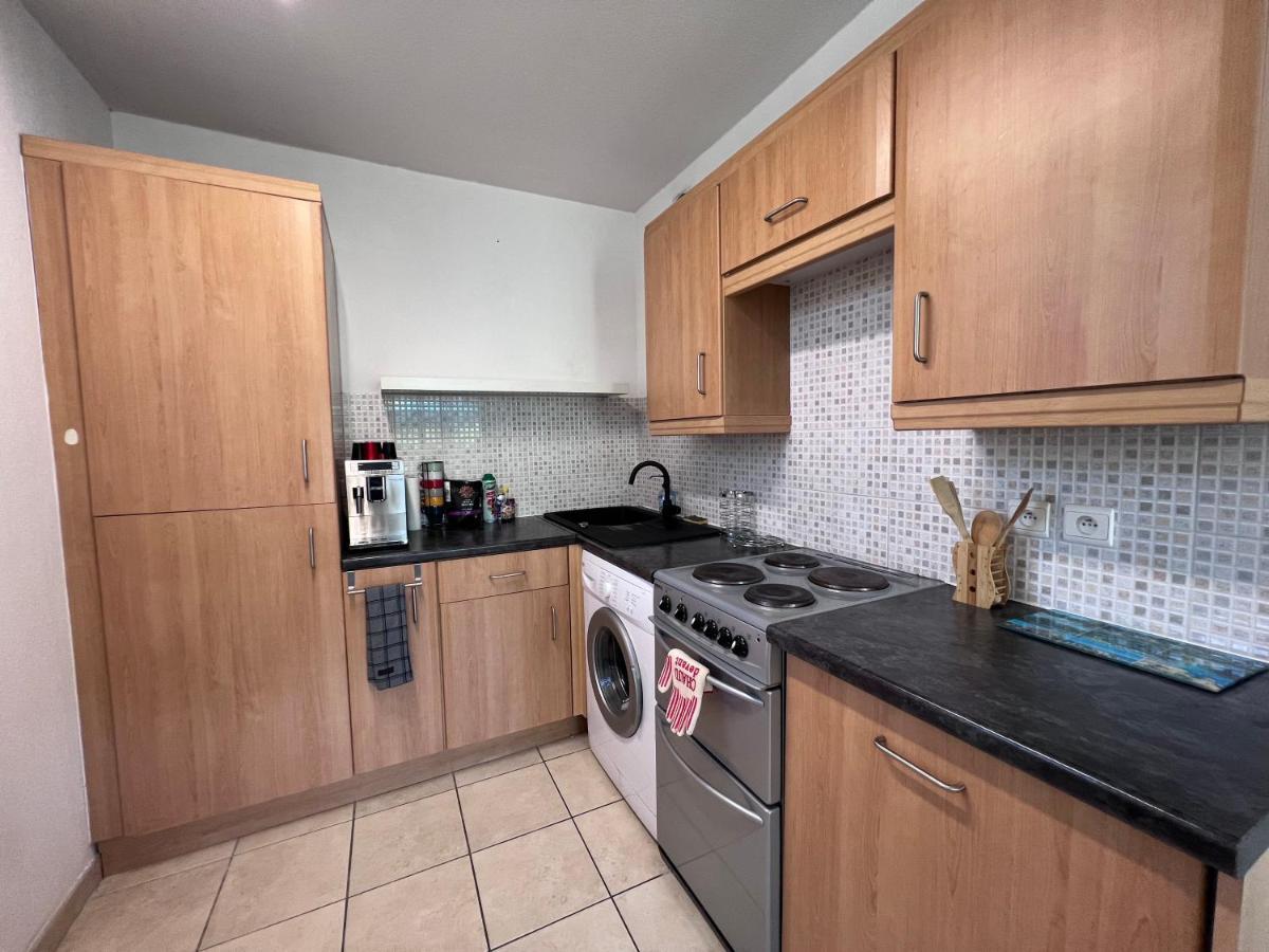 Appartement T2 Avec Jardin Prive, Piscine Et Barbecue Lorgues Extérieur photo